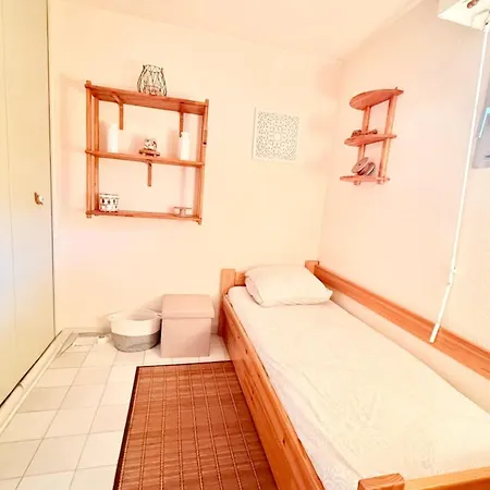 Apartment La Voile Bleue - 130 Metres From The *