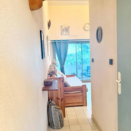 La Voile Bleue - 130 Metres From The