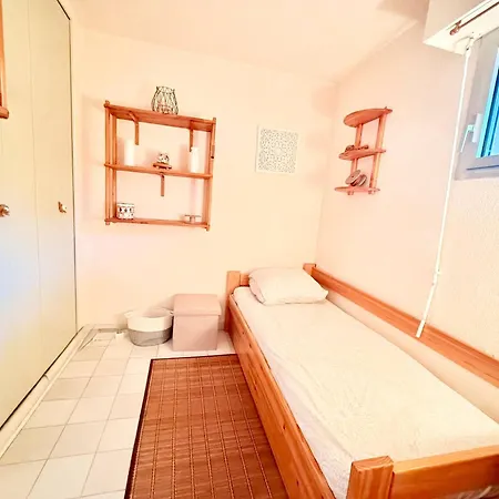 La Voile Bleue - 130 Metres From The