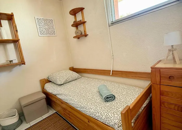 La Voile Bleue - 130 Metres From The *